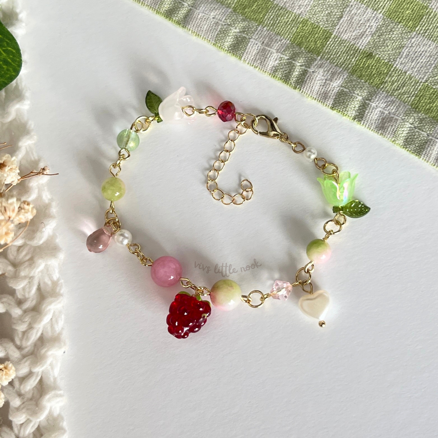 Raspberry Leaf Bracelet